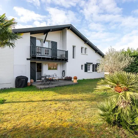 Dom wakacyjny Magnifique Maison Basque Avec Piscine 8 Pers- *