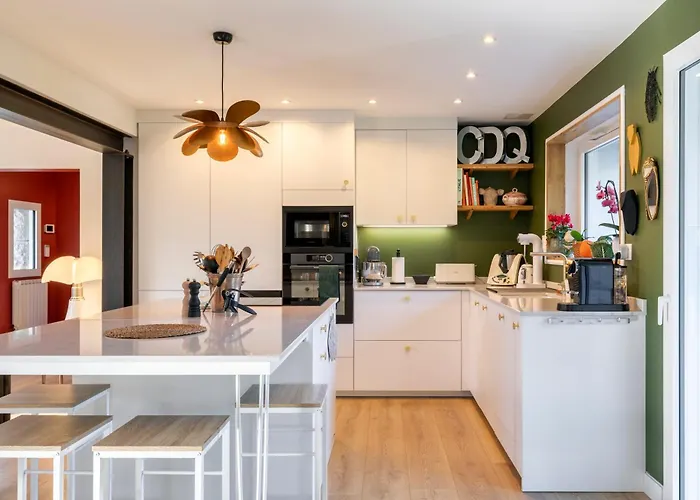 Magnifique Maison Basque Avec Piscine 8 Pers- * Biarritz