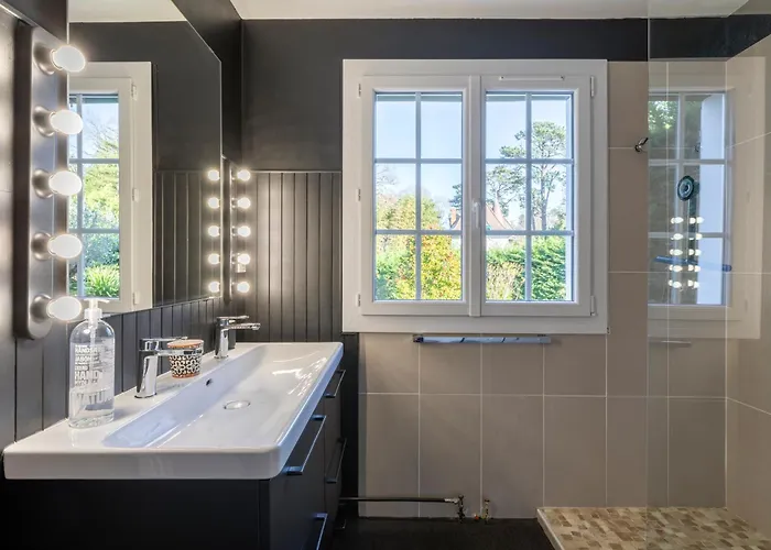 Magnifique Maison Basque Avec Piscine 8 Pers- Holiday home